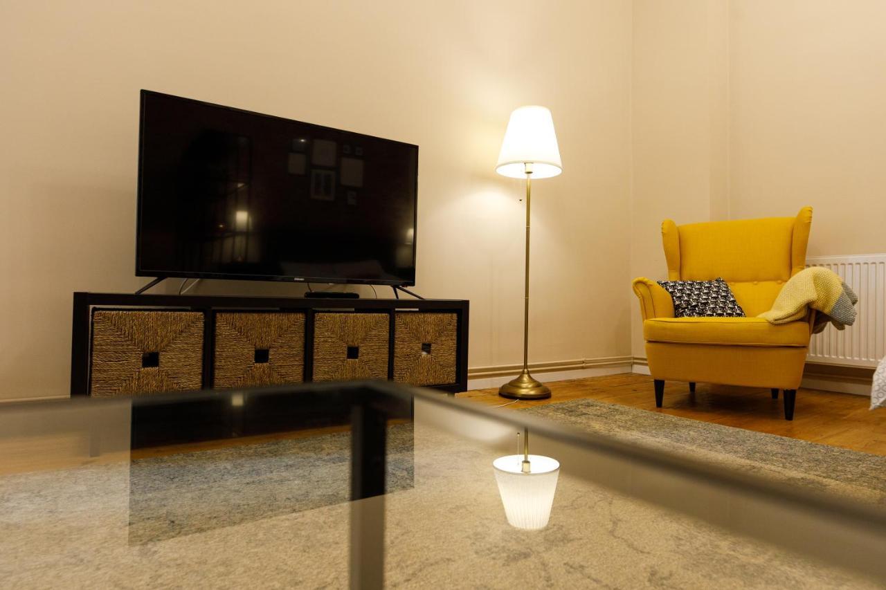 Stylish Flat In The Heart Of Historical Center Apartment Timisoara Bagian luar foto