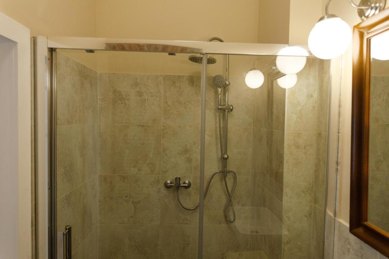 Stylish Flat In The Heart Of Historical Center Apartment Timisoara Bagian luar foto